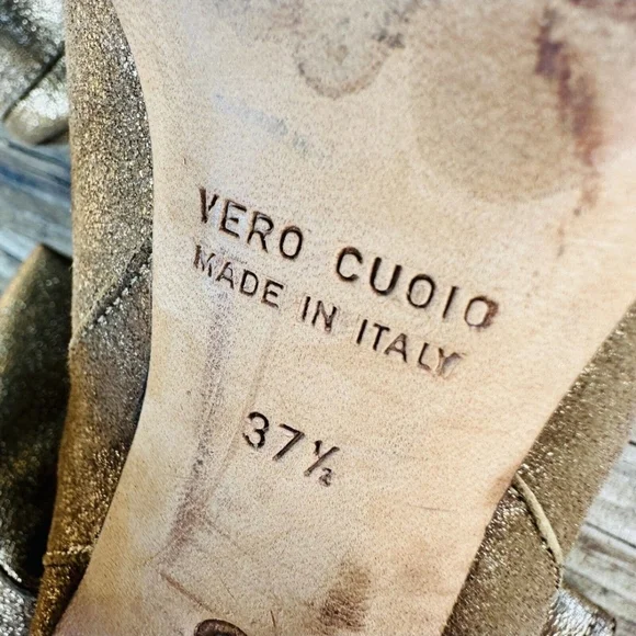 Shimmering Gold Heeled Boots - Picture 6 of 7